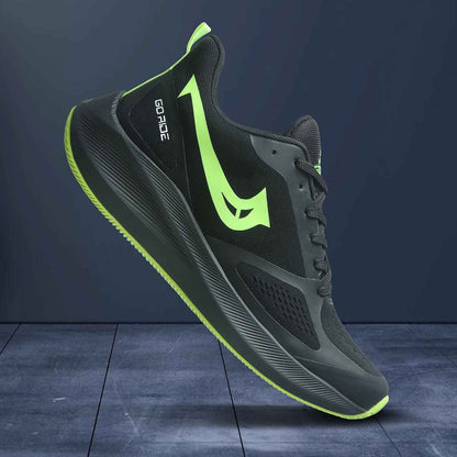 Black sports shoes for men in India