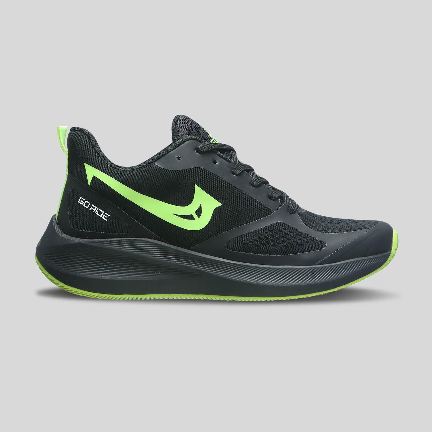 Black sports shoes for men in india