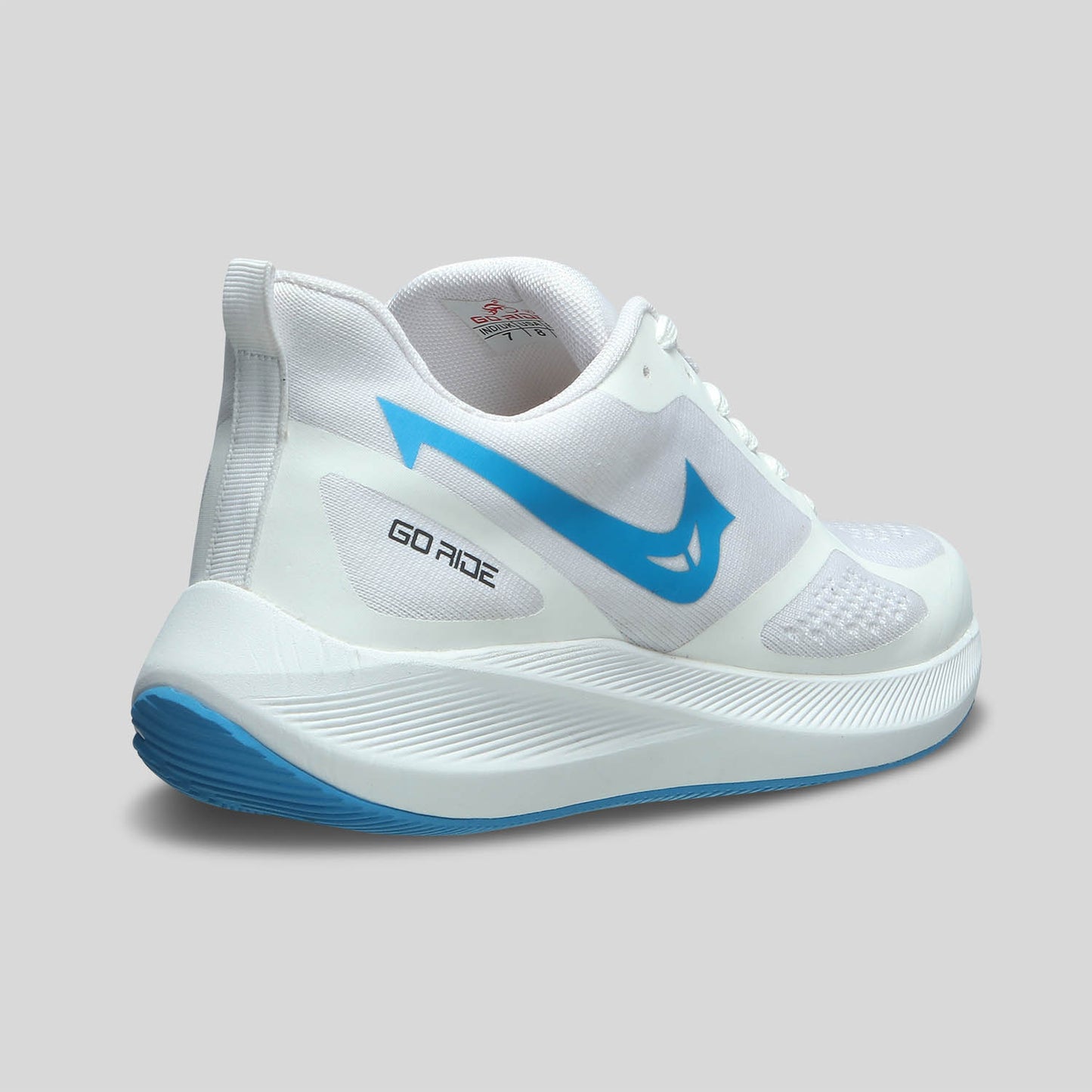 Branded sports shoes for men white