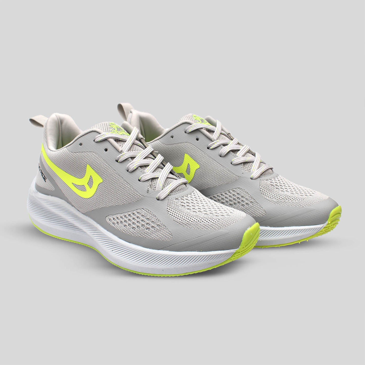 Latest sports shoes for men online