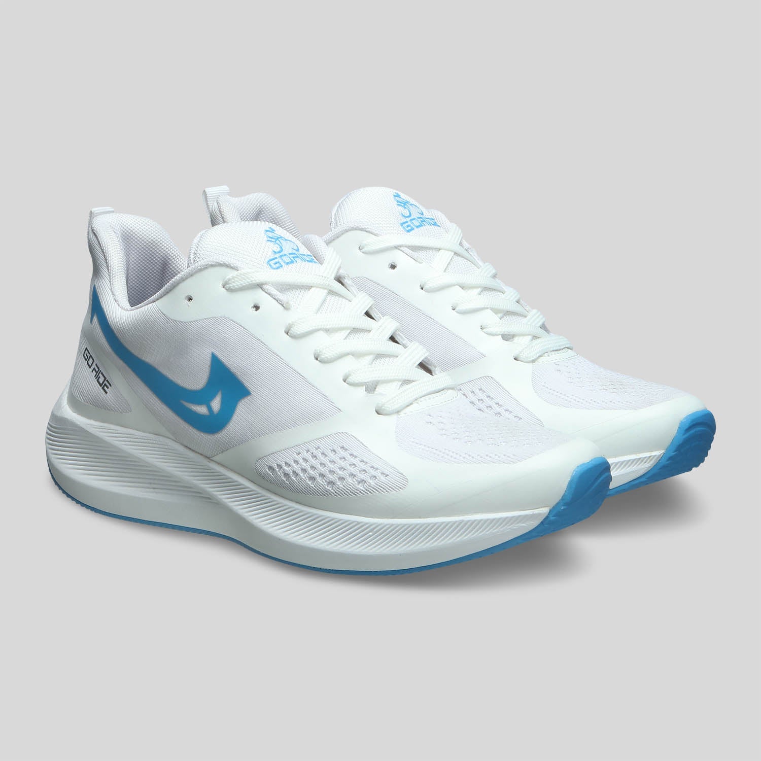 Latest sports shoes for men white