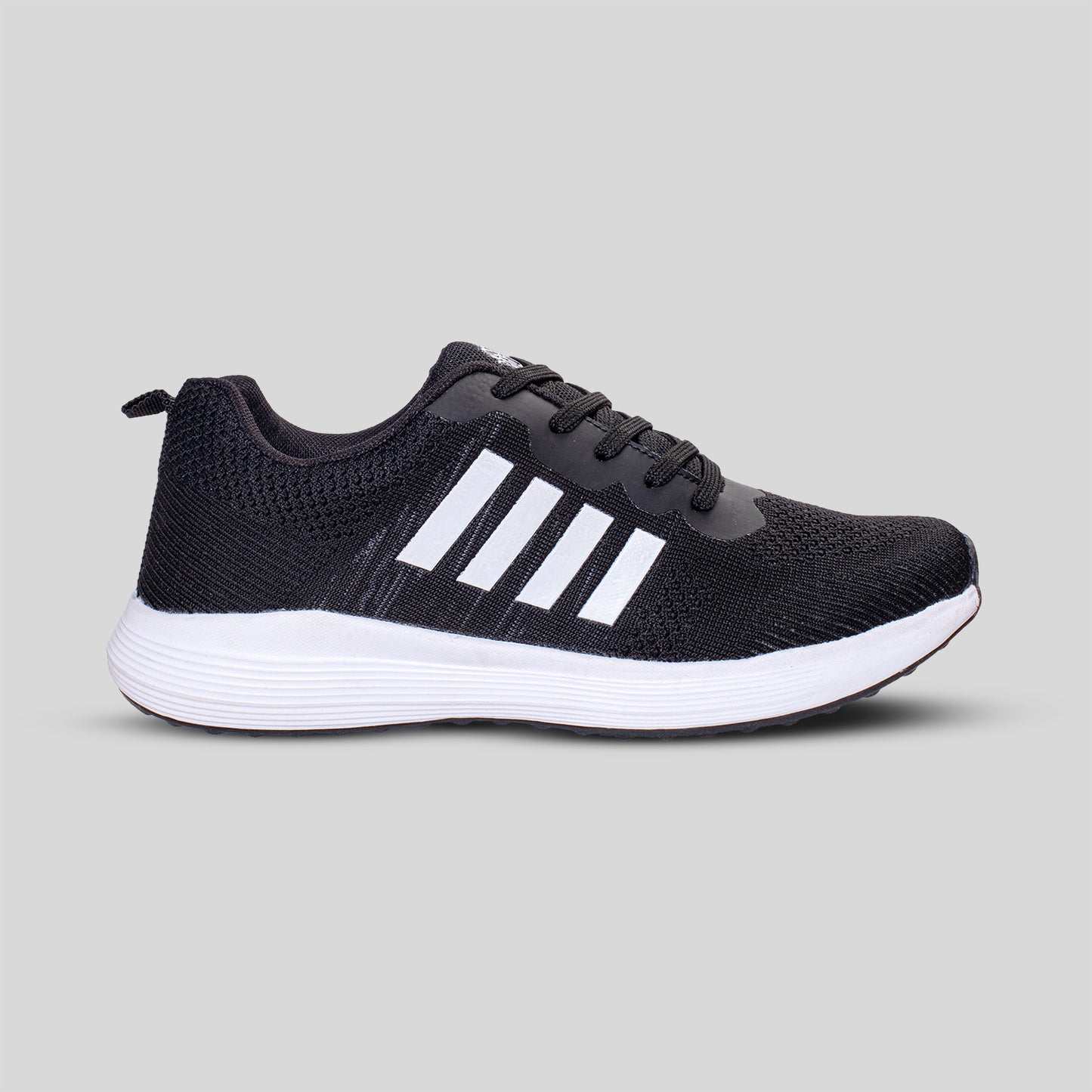 Sports shoes for men sale lightweight design