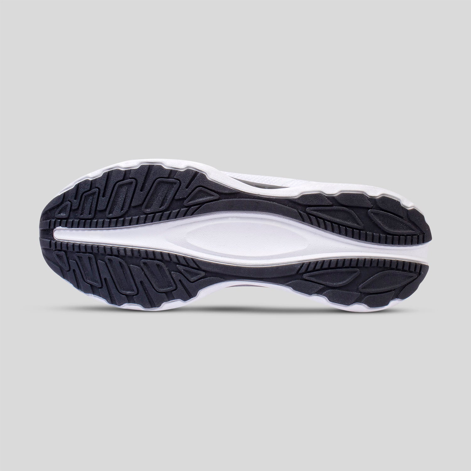 Sports shoes for men in India